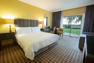 Carnival City Standard King Family Room