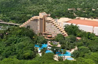 Aerial View Of The Cascades And Pool 1076