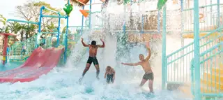 Wcs Kids At Wild Waves Water Park