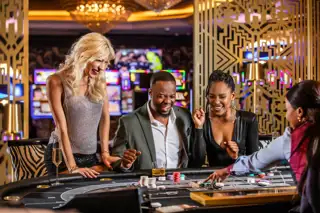 Sun City Casino Friends Playing
