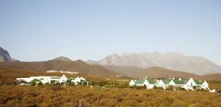 Golden Valley Exterior Complex 1.Jpg.Sunimage.1136.550