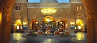 Mero Entrance Porte Cochere