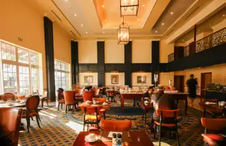 Gold Restaurant Breakfast Room Lodge Dining1