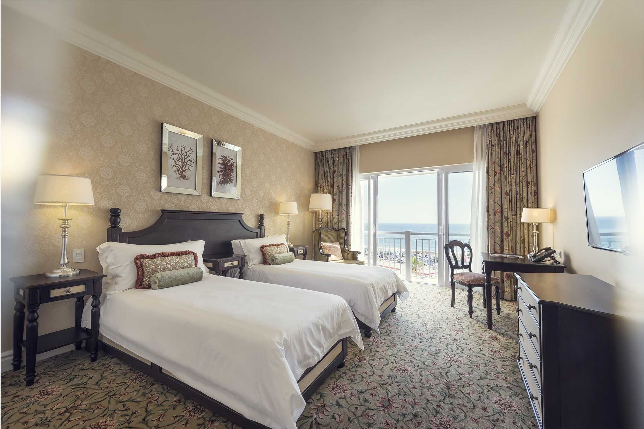 Boardwalk Luxury Twin Room Balcony