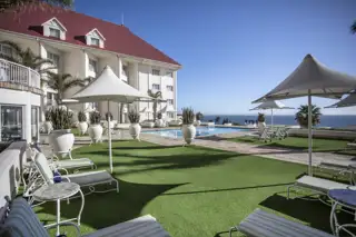 Bord Pool Sea View