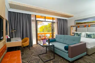 Ground Floor Superior Luxury Room Re Energised 6