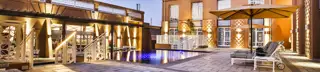 Mero Pool Hotel Exterior 4