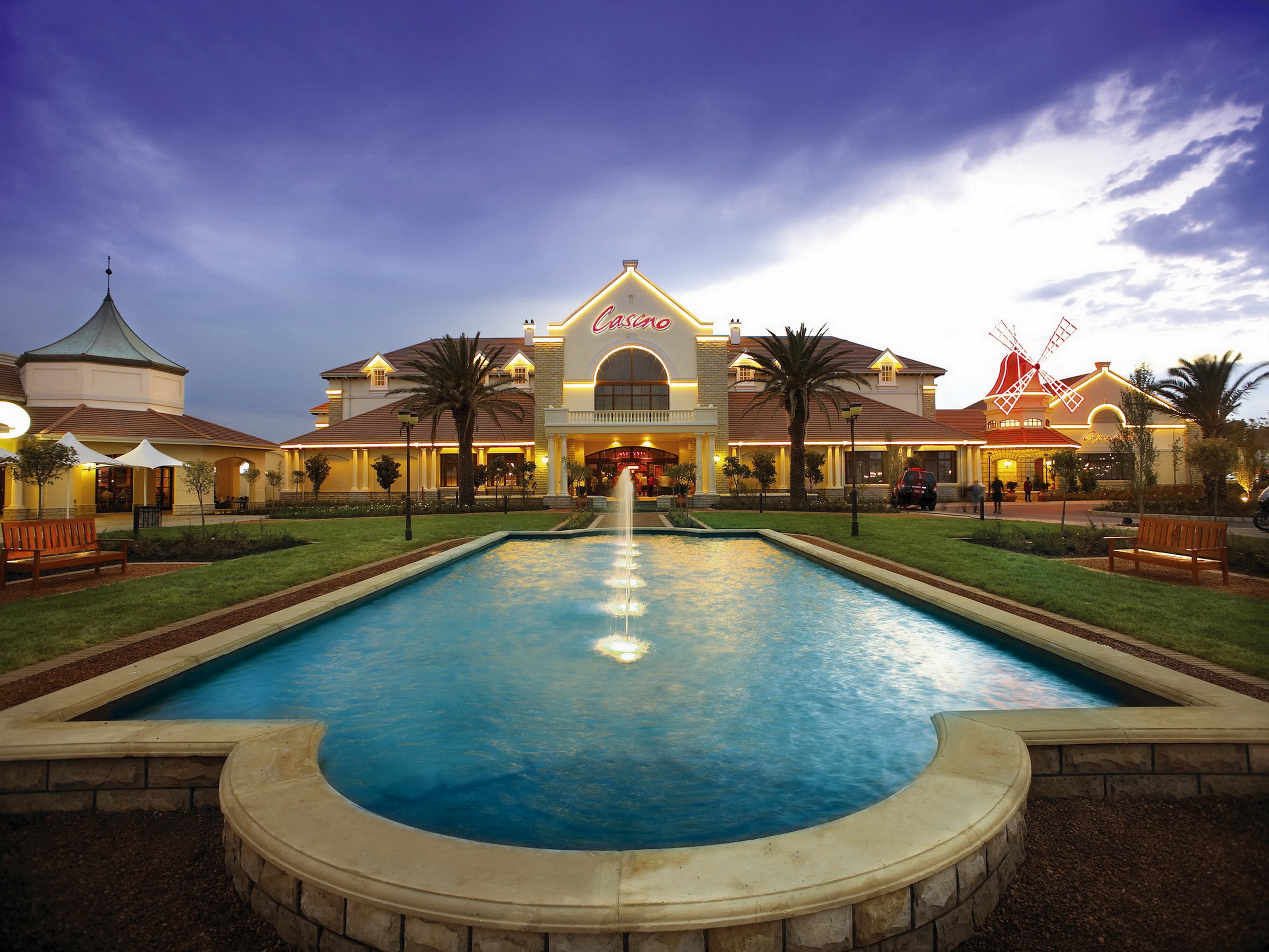 Wind Exterior Night Casino Pool Web