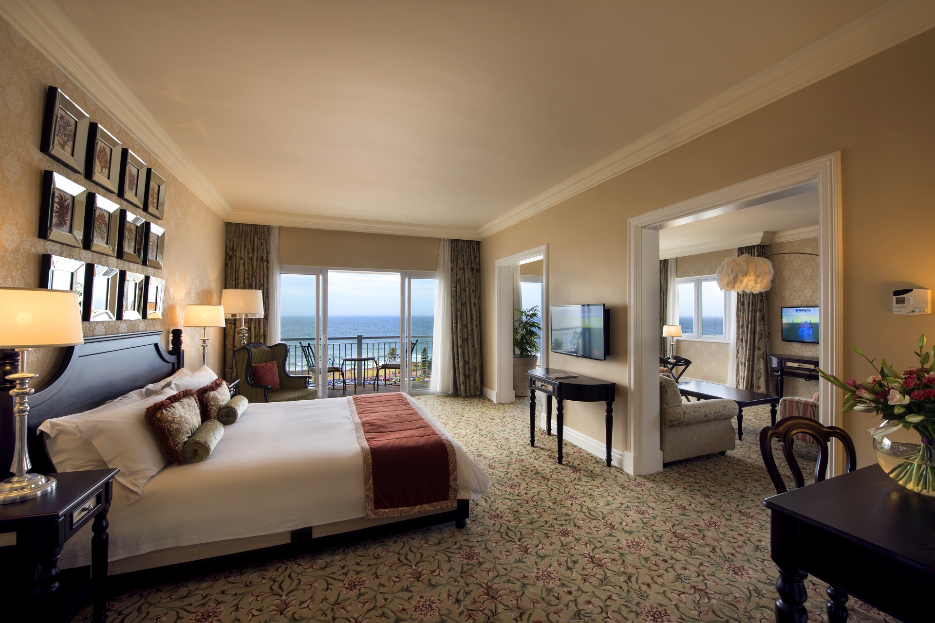 Boardwalk Luxury Suite Bedroom Lounge Balcony 2