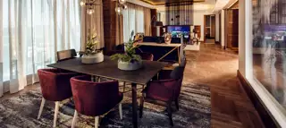 Tsq2f3870 The Maslow Time Square Penta Suite Dining Area 5C2a2864ff 1 SPR