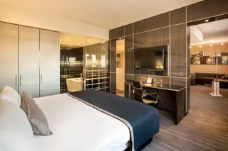 Maslow Sandton Executive Suite Bedroom