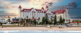 Bord Exterior Evening Hotel From The Sea 5