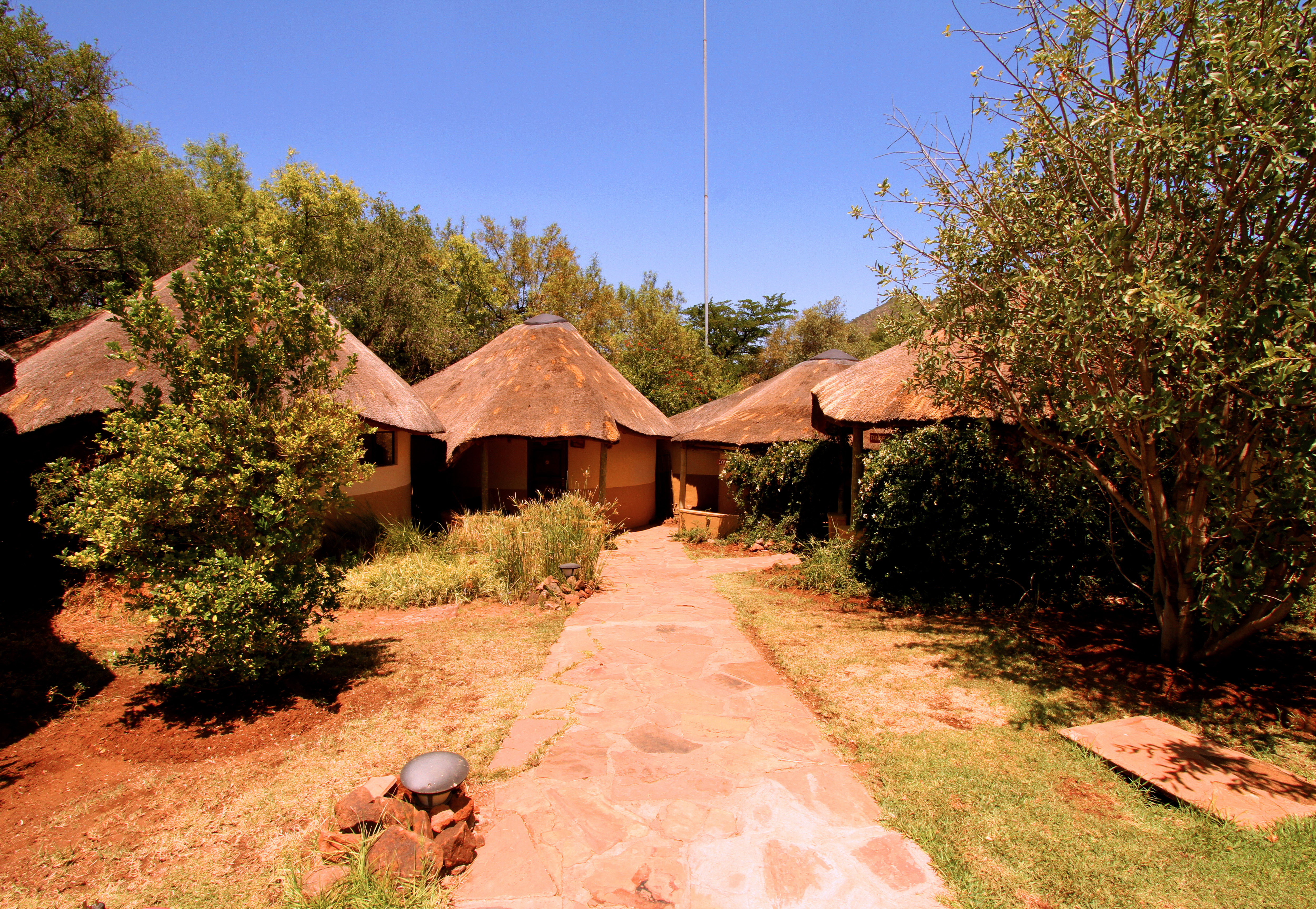 Sunr Exterior Bush Bungalows Group