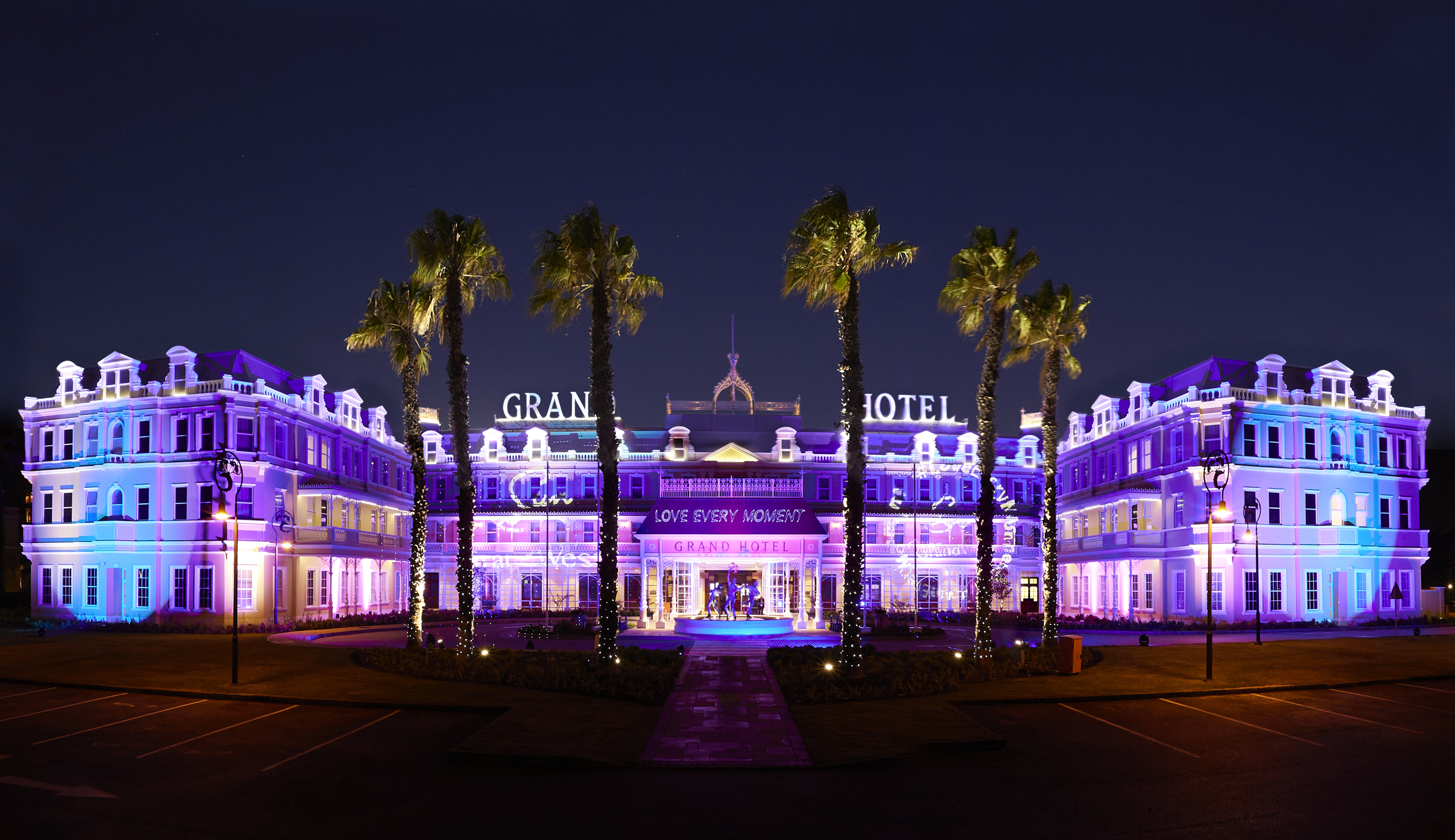 Gran Exterior Night Hotel