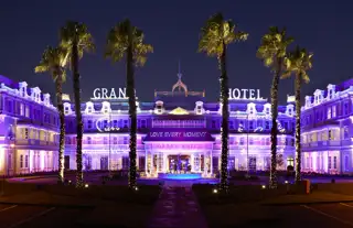 Gran Exterior Night Hotel