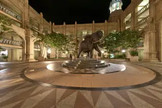 Sun City Palace Shawu At Night