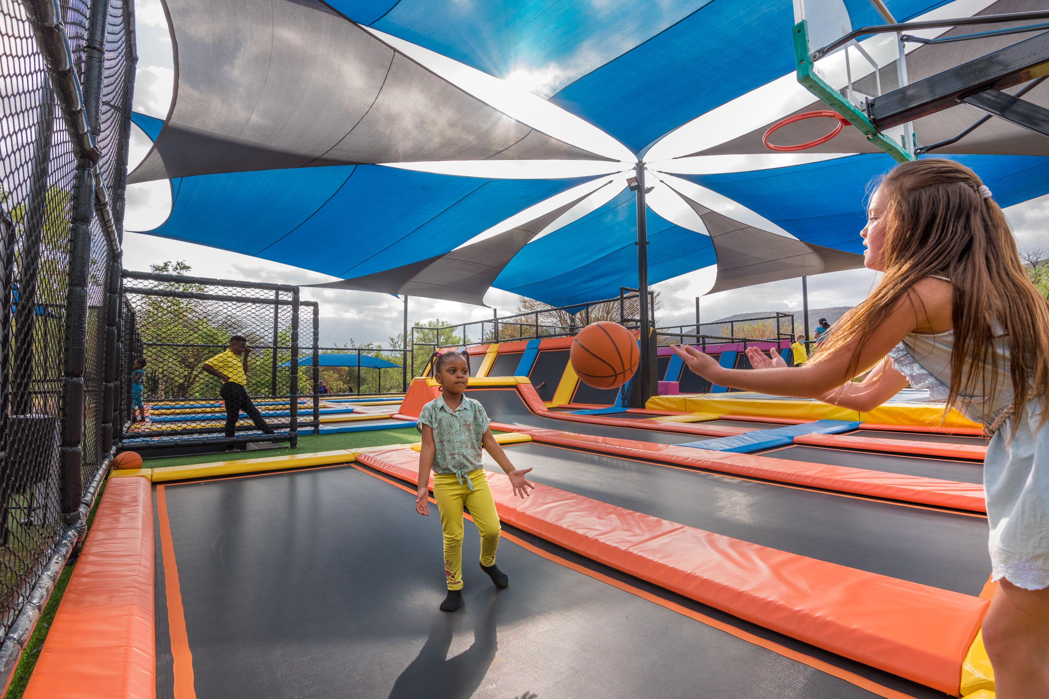 Sunr Scvc Activities Jump Park 6