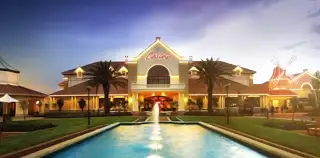 Windmill Casino Exterior