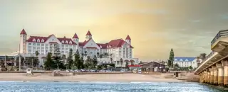 Bord Exterior Evening Hotel From The Sea 6