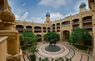 Sun City The Palace Shawu Elephant Court Day (1)