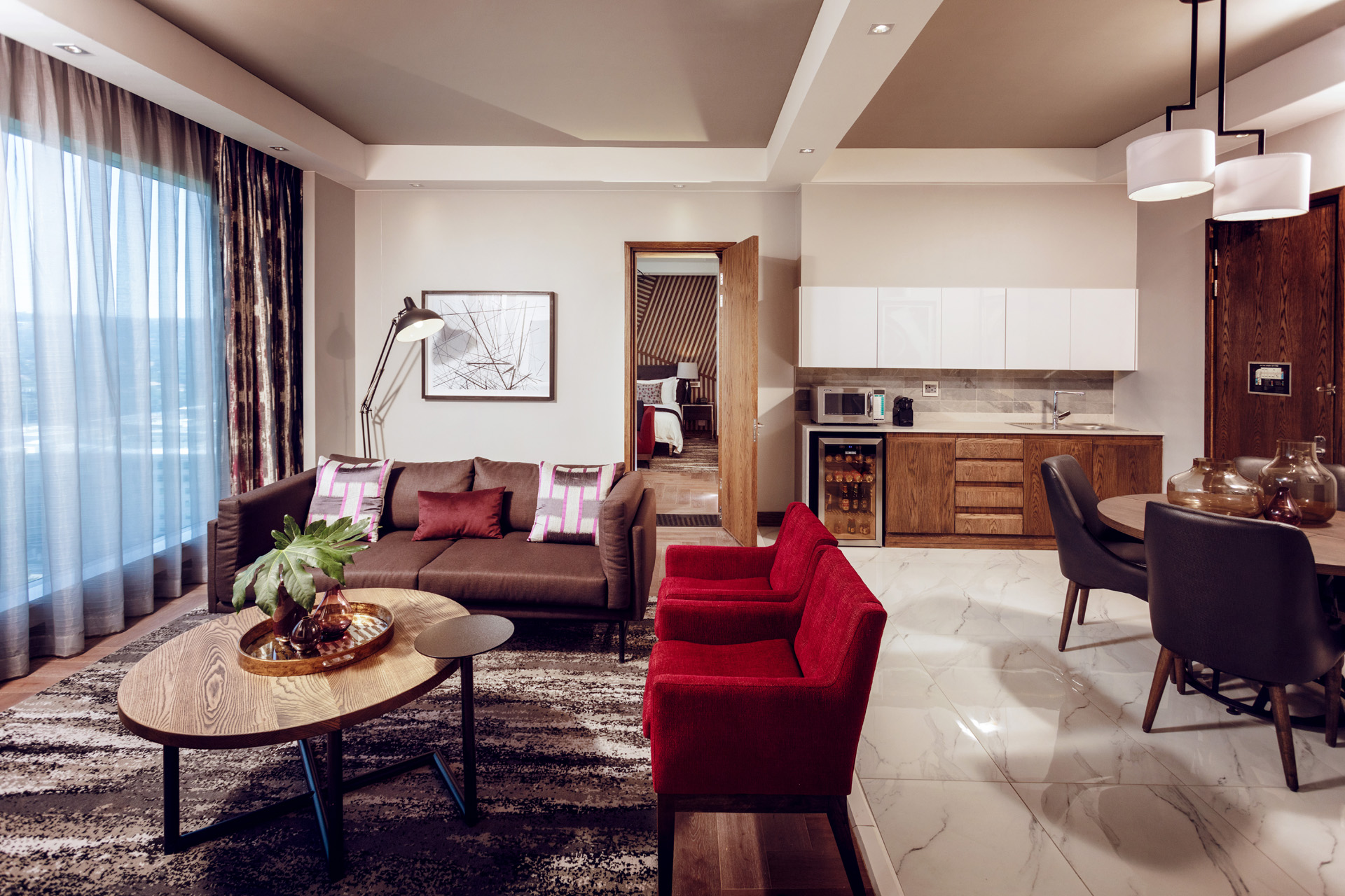 Tsq2f3660 The Maslow Time Square Zenith Suite Lounge Dining Area 5C2a2812ff 1 ZUS